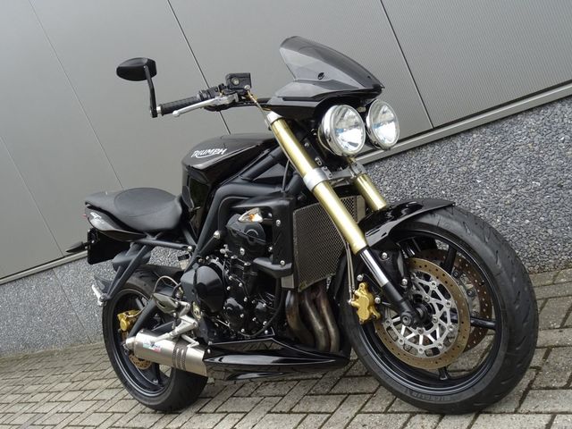 triumph - street-triple-675