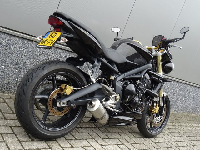 triumph - street-triple-675