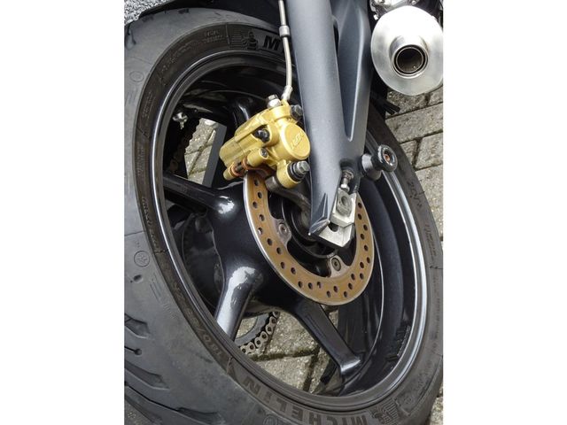 triumph - street-triple-675