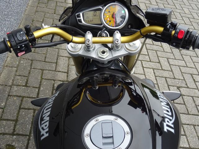 triumph - street-triple-675