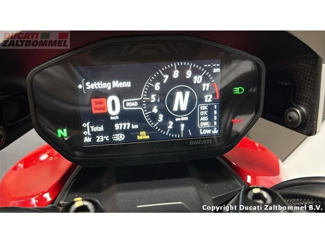 ducati - streetfighter-v2