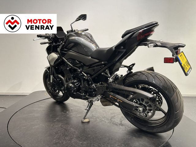kawasaki - z900
