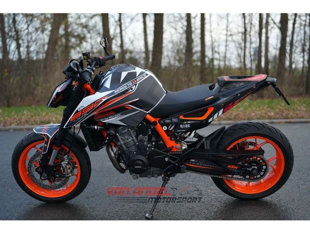 ktm - 890-duke-r