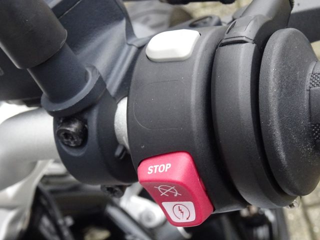 bmw - r-nine-t-scrambler