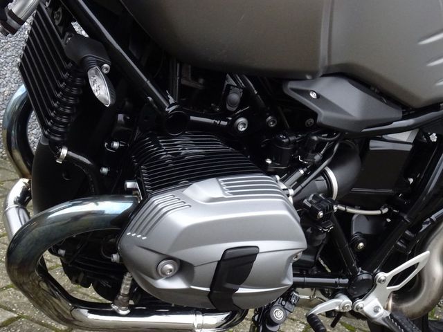 bmw - r-nine-t-scrambler