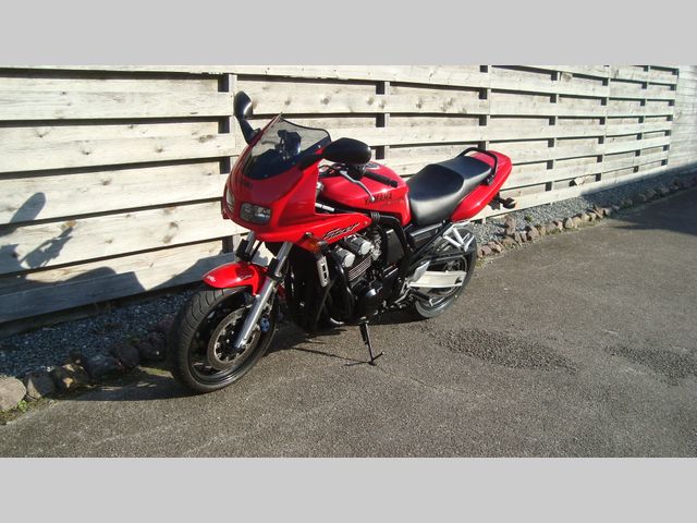 yamaha - fzs-600-fazer