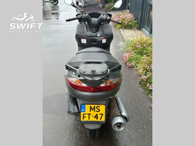 suzuki - burgman-200