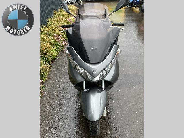 suzuki - burgman-200