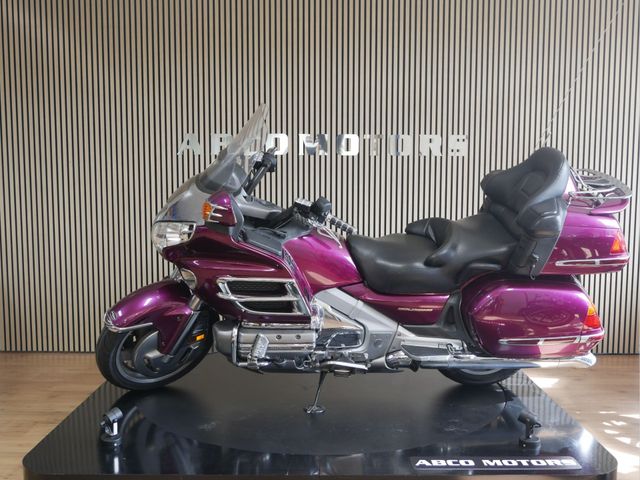 honda - gl-1800-goldwing