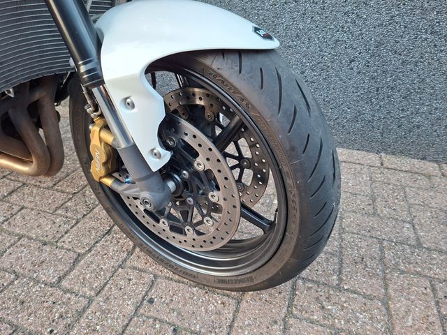 triumph - street-triple-765-r