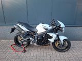 TRIUMPH STREET TRIPLE 765 R