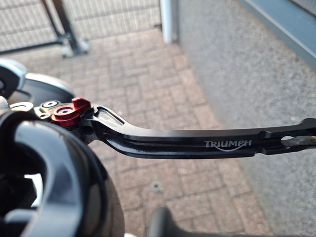 triumph - street-triple-765-r