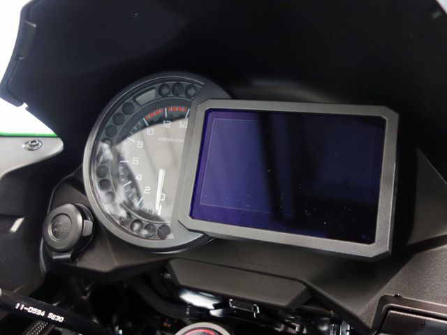 kawasaki - versys-1100-s