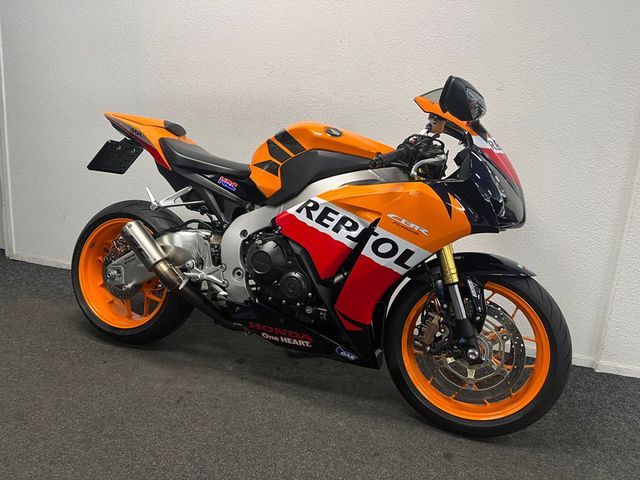 honda - cbr-1000-rr-fireblade-c-abs