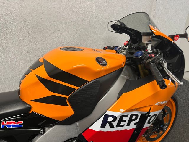 honda - cbr-1000-rr-fireblade-c-abs