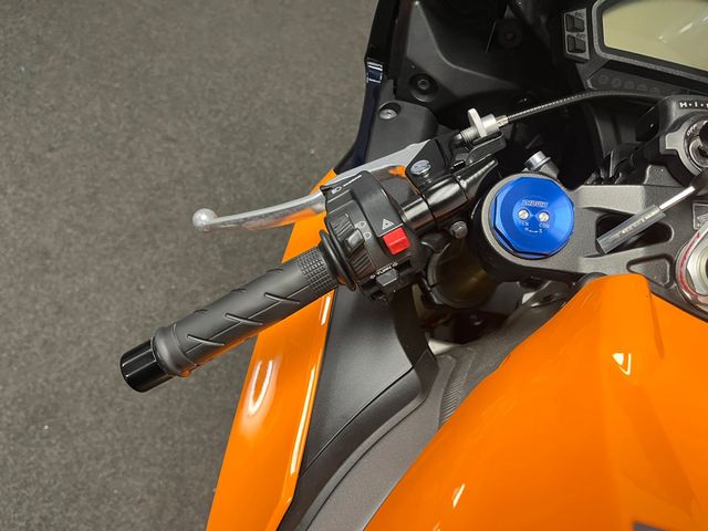 honda - cbr-1000-rr-fireblade-c-abs