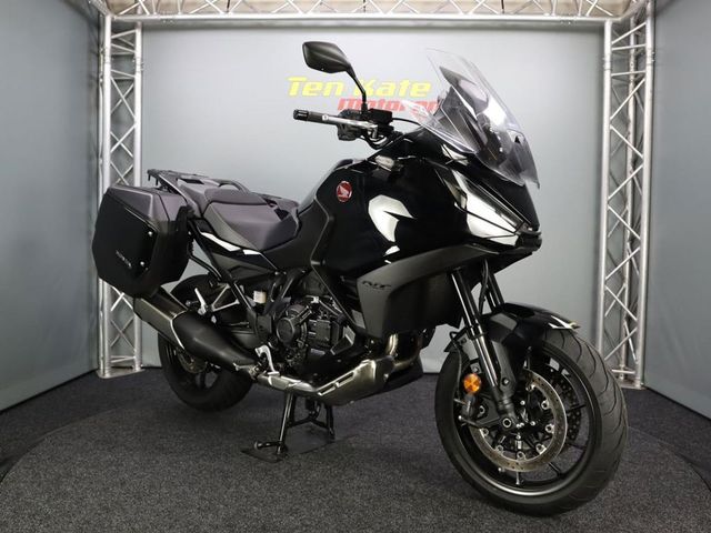honda - nt-1100-dct