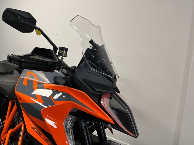 ktm - 1290-super-duke-gt