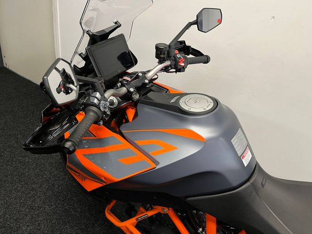 ktm - 1290-super-duke-gt