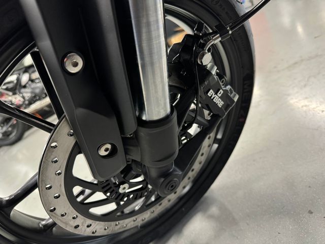 triumph - speed-400