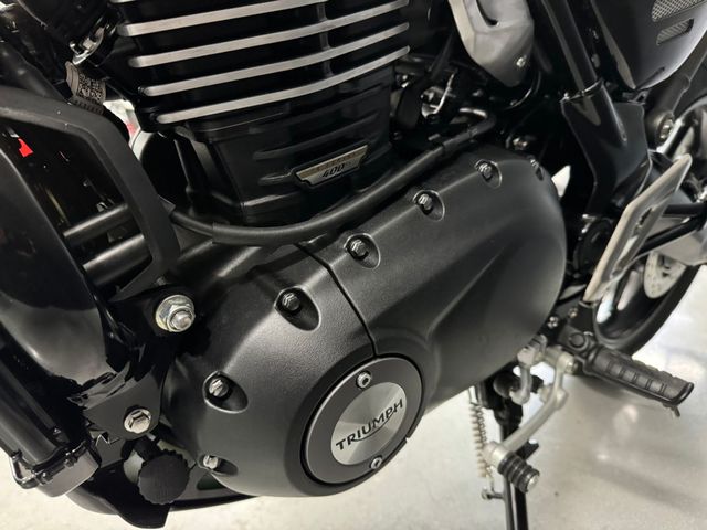 triumph - speed-400