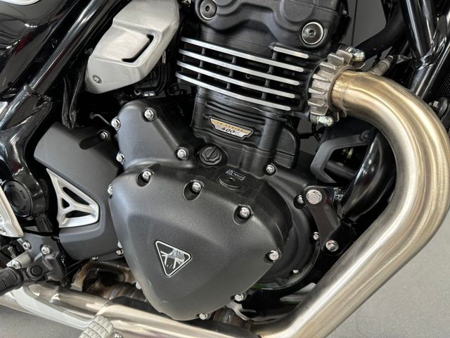 triumph - speed-400