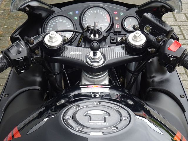 honda - cbr-600-f