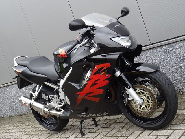 honda - cbr-600-f