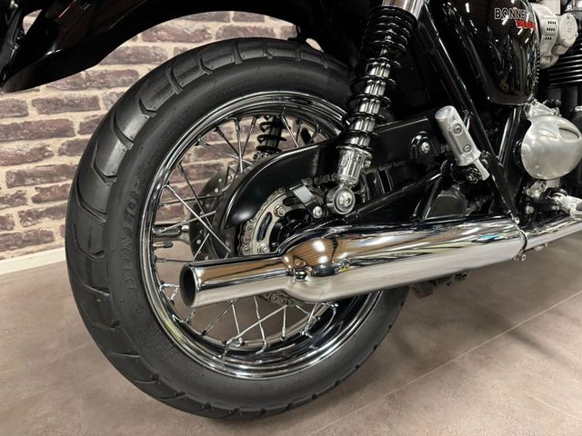 triumph - bonneville-t-120-bud-ekins-se