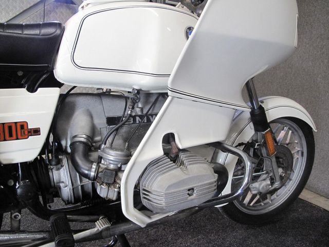 bmw - r-80-rt