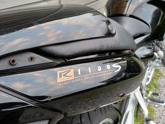 bmw - r-1100-s