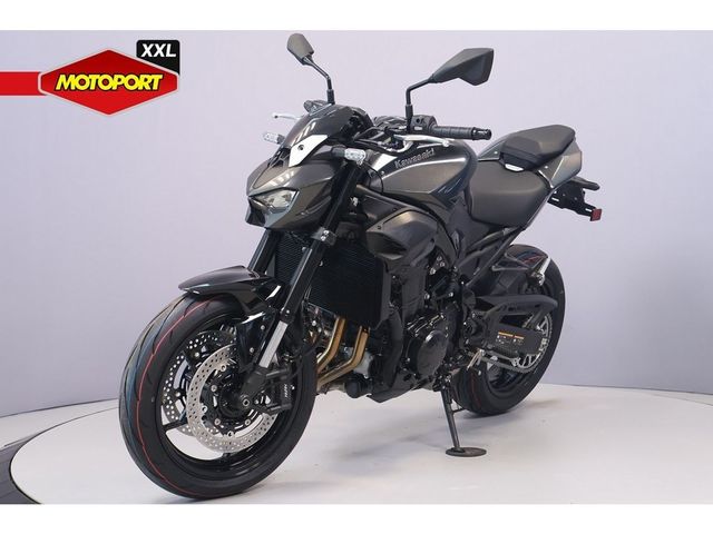 kawasaki - z900