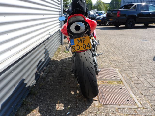 honda - cbr-1000-rr-fireblade