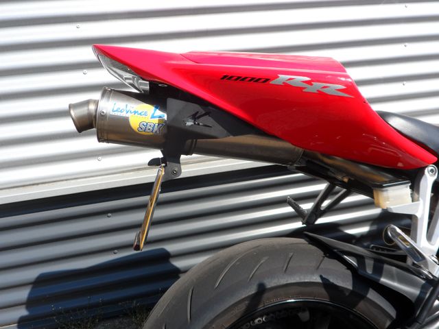 honda - cbr-1000-rr-fireblade