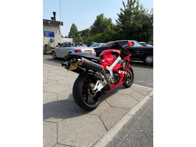 honda - vtr-1000-sp-1