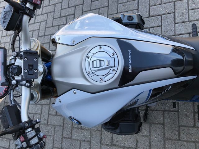 bmw - r-1200-r-abs