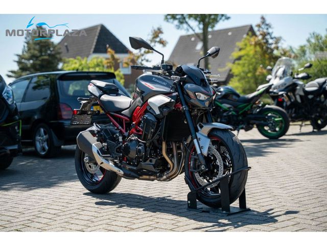 kawasaki - z900
