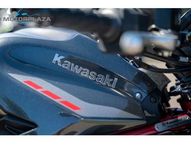 kawasaki - z900