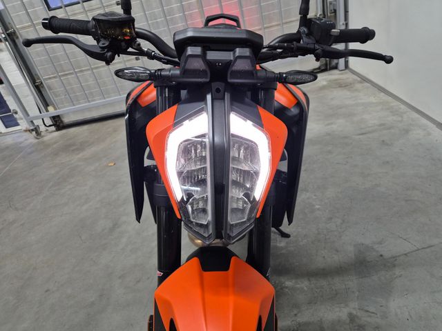ktm - 890-duke