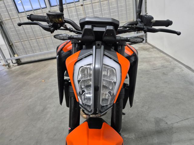 ktm - 890-duke