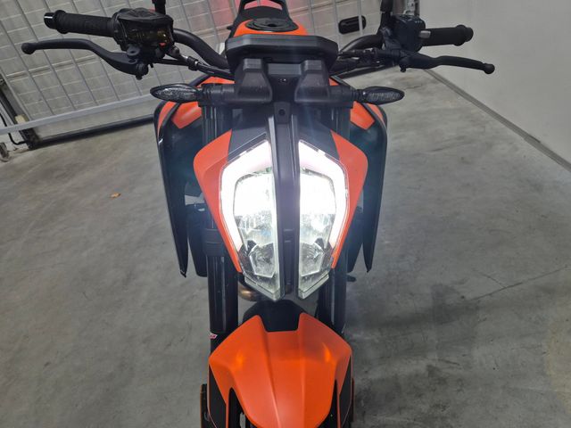 ktm - 890-duke