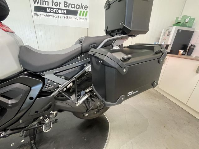 bmw - r-1300-gs-adventure