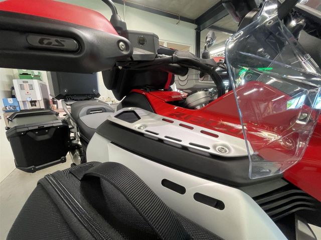 bmw - r-1300-gs-adventure