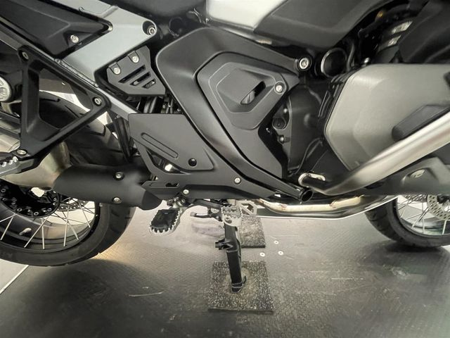 bmw - r-1300-gs-adventure