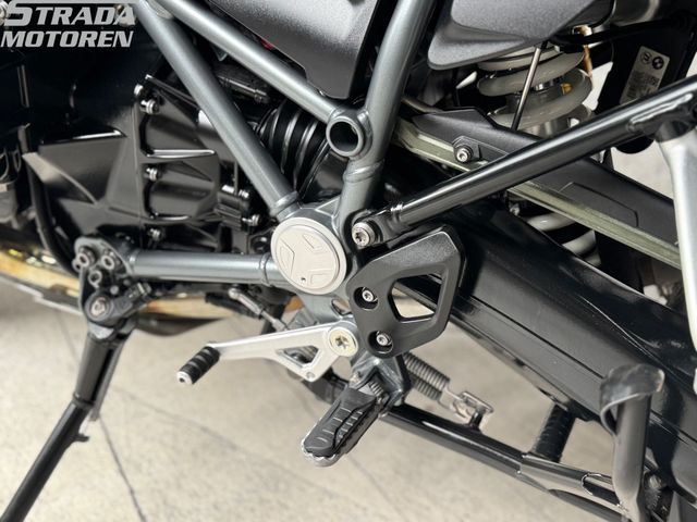 bmw - r-1250-gs-triple-black