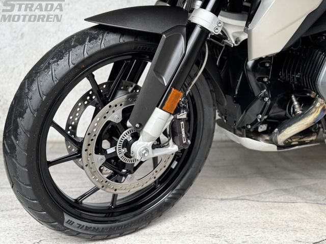 bmw - r-1250-gs-triple-black