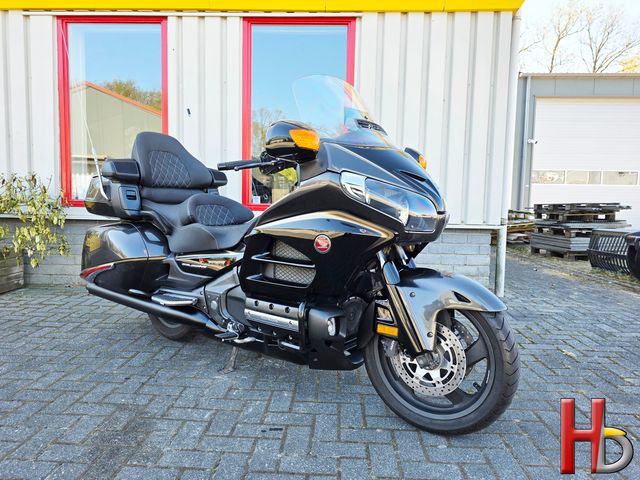 honda - gl-1800-goldwing
