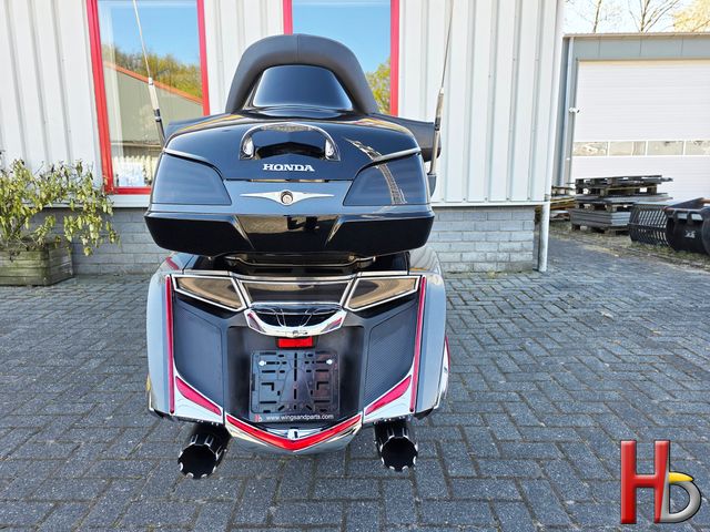 honda - gl-1800-goldwing