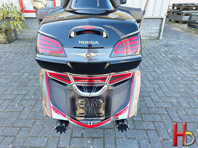 honda - gl-1800-goldwing