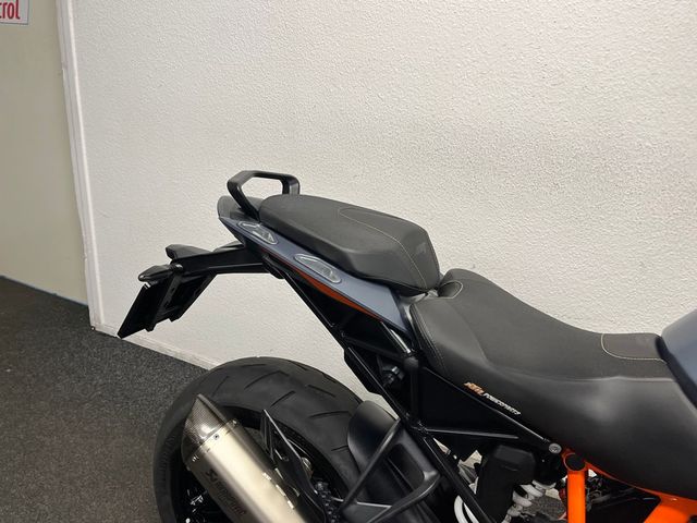 ktm - 1290-super-duke-gt